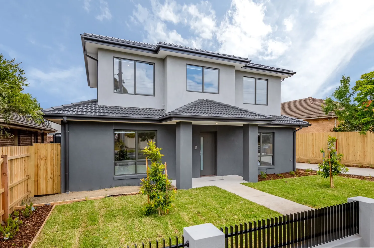 1/121 Clayton Road