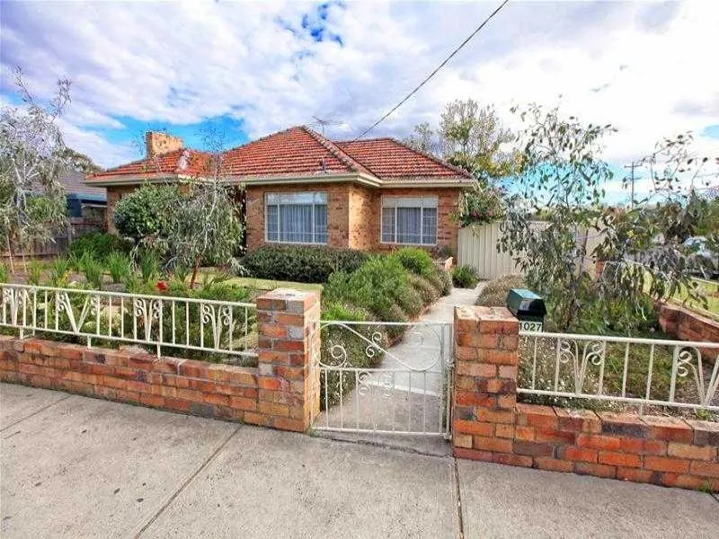 1027 Plenty Road